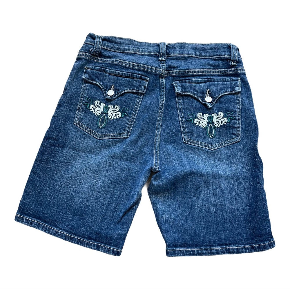 ZENA JEANS denim shorts embroidered accents women's size 6